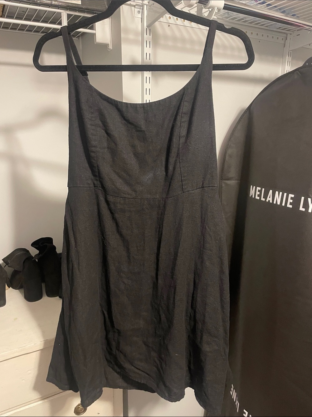 Black Sleeveless Linen Dress